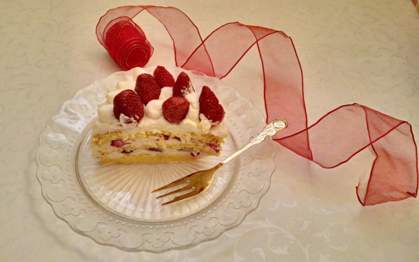 Fehércsokis_epertorta_5