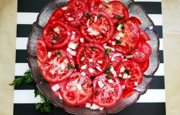 Paradicsomsaláta_3